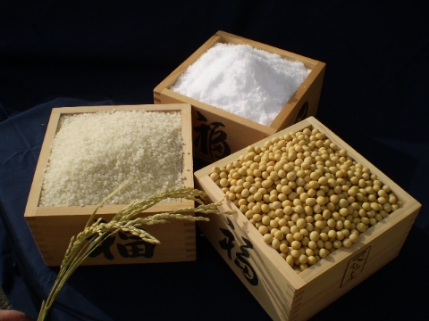 名月の里が生んだ由緒ある味噌